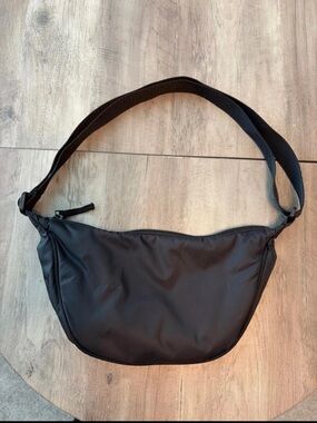 32 Degrees Small Black Crossbody Sling Bag